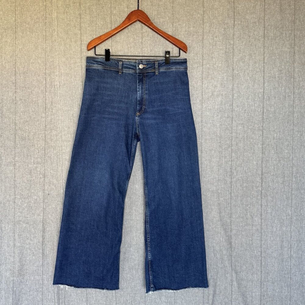 Zara High Rise Wide Leg Flare Jeans Raw Hem Blue Size 14